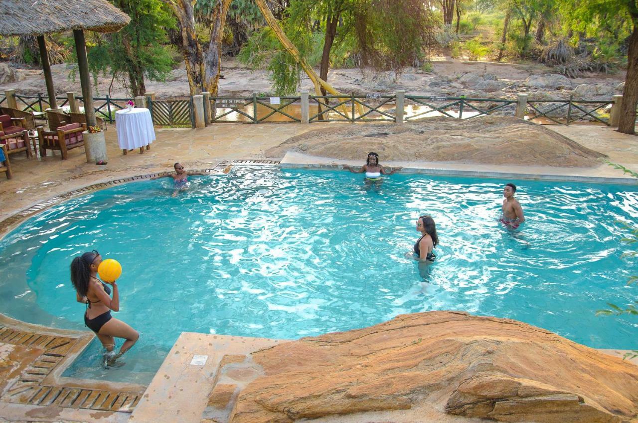 Maneaters Villa Tsavo Eksteriør billede
